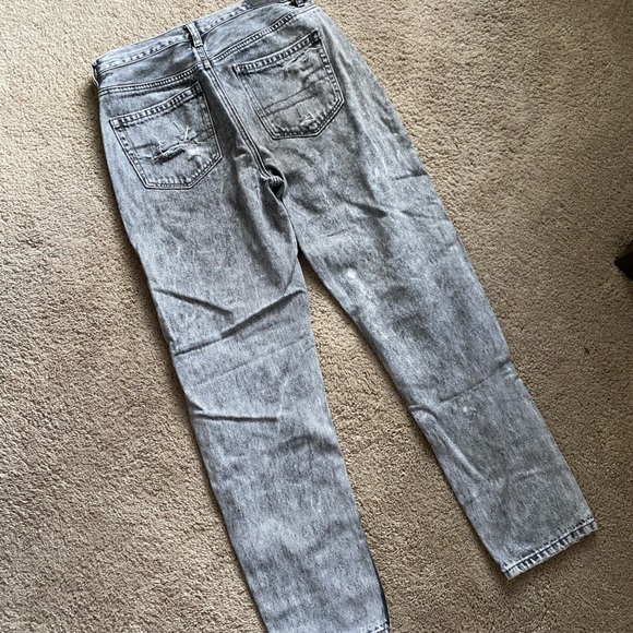 Gray Ripped Jeans - Picture 6 of 6